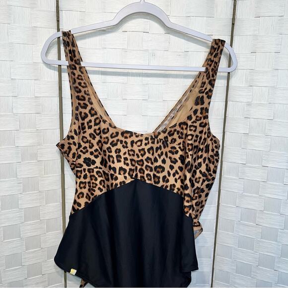 Summersalt Perfect Wrap One Piece Size 16 (XL) Leopard Print - Picture 5 of 13